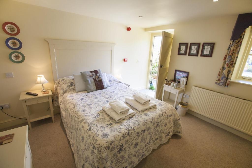 The Talbot Inn Cirencester Phòng bức ảnh